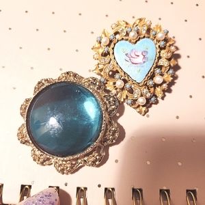 Beautiful Brooch Bundle*